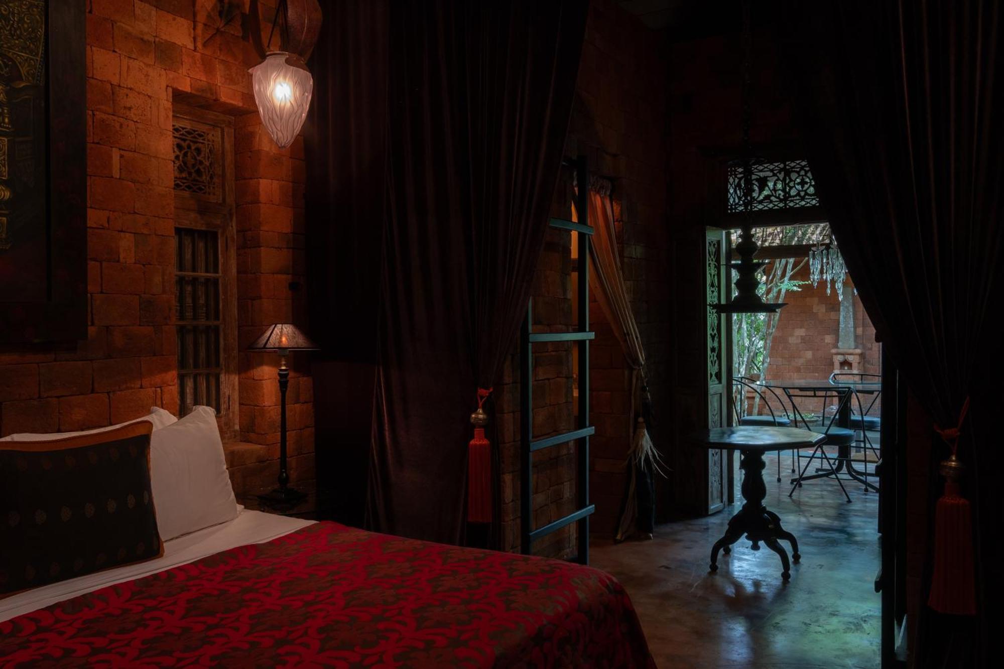 Casa Heliconia Hotel Гампа Екстериор снимка
